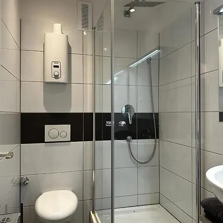 Duesseldorf-lohausen Apartment